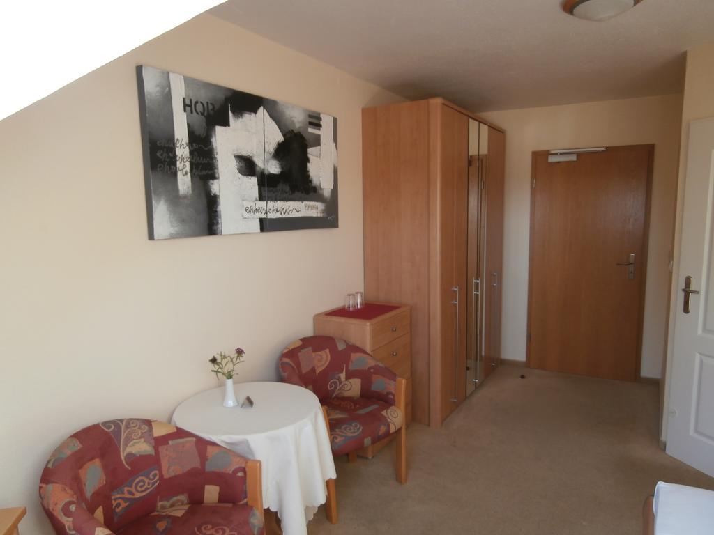 Hotel Hasselbarth Burg auf Fehmarn Phòng bức ảnh