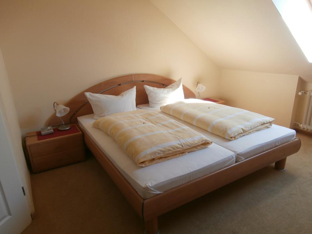Hotel Hasselbarth Burg auf Fehmarn Phòng bức ảnh