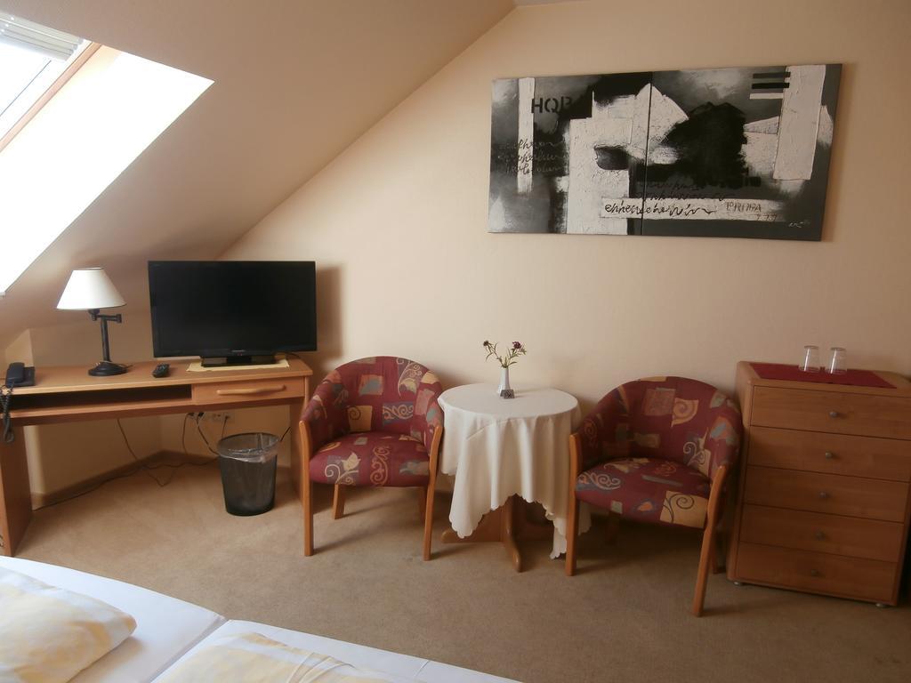 Hotel Hasselbarth Burg auf Fehmarn Phòng bức ảnh