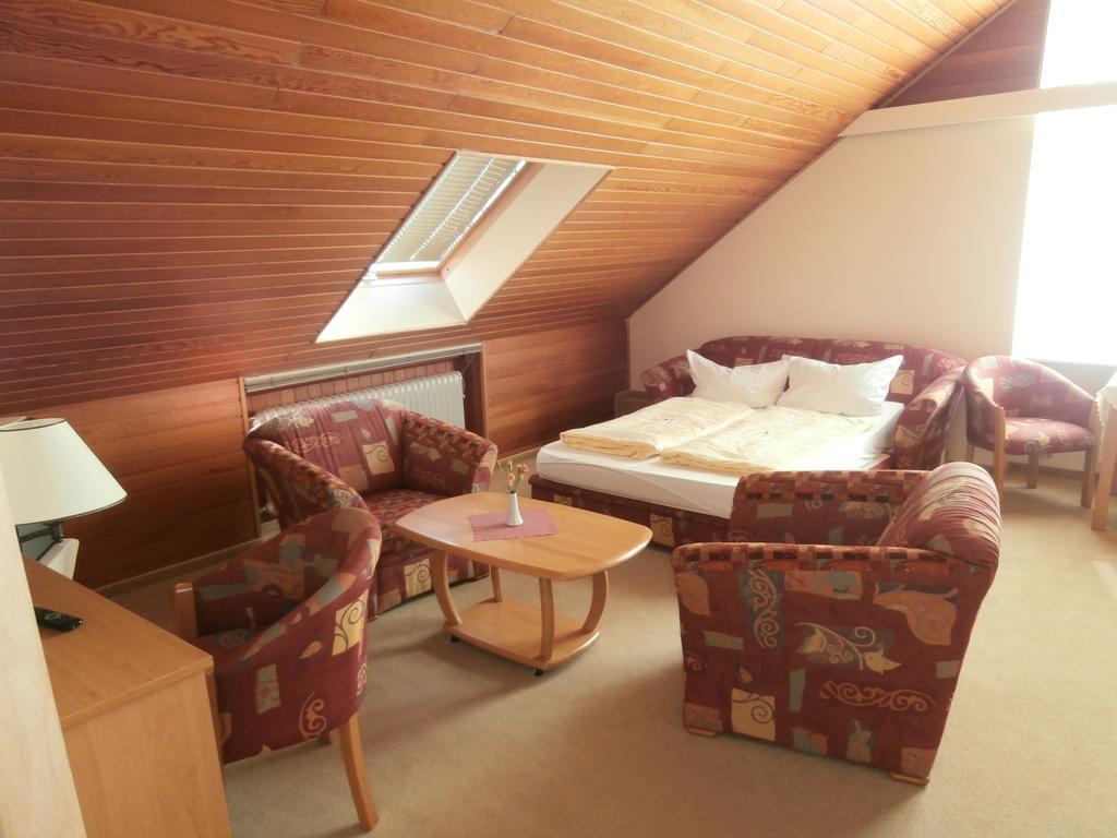 Hotel Hasselbarth Burg auf Fehmarn Phòng bức ảnh